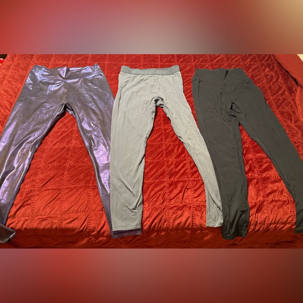 Buff Bunny Legging Lot, L and Xl based on fabric